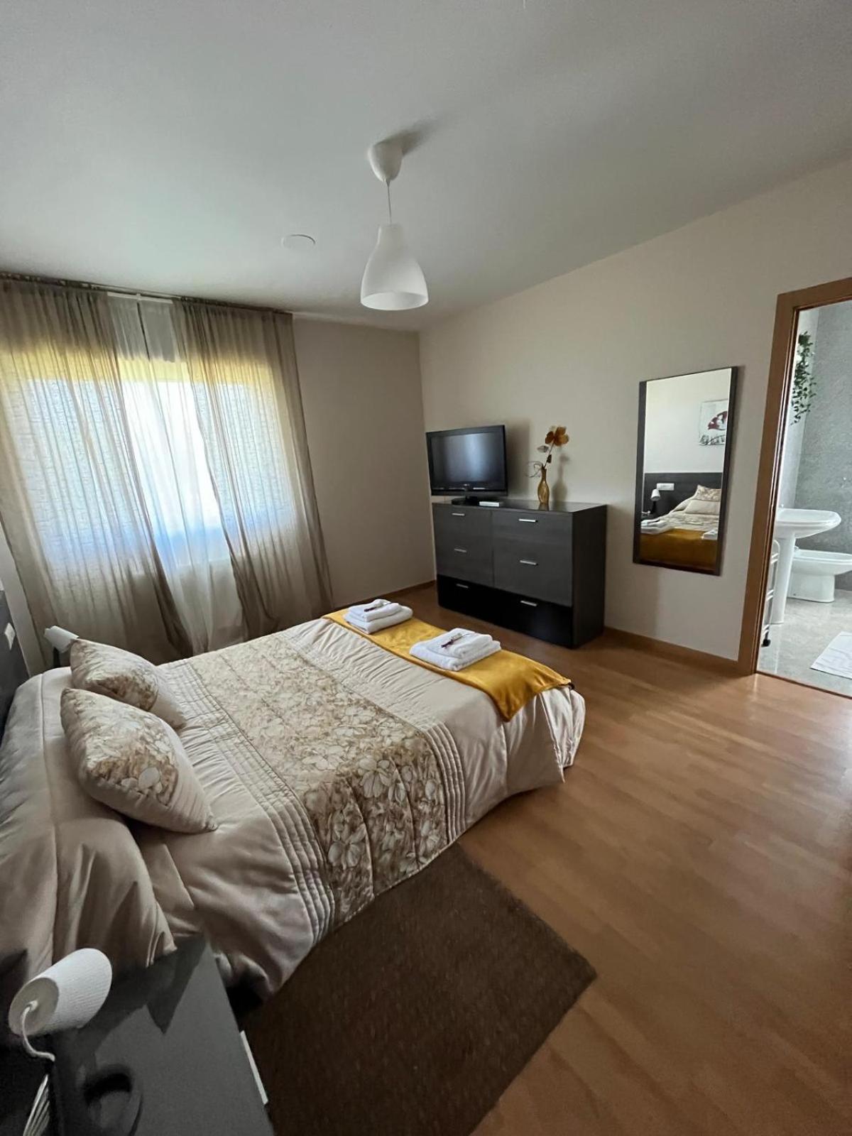 Os Cabaleiros Apartman Mos Kültér fotó