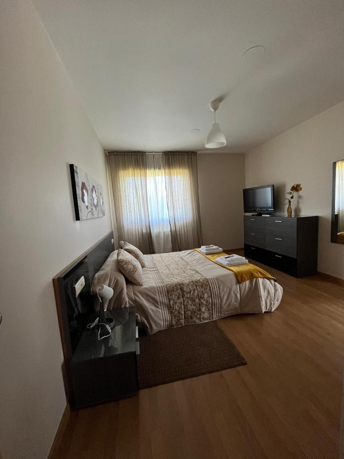 Os Cabaleiros Apartman Mos Kültér fotó